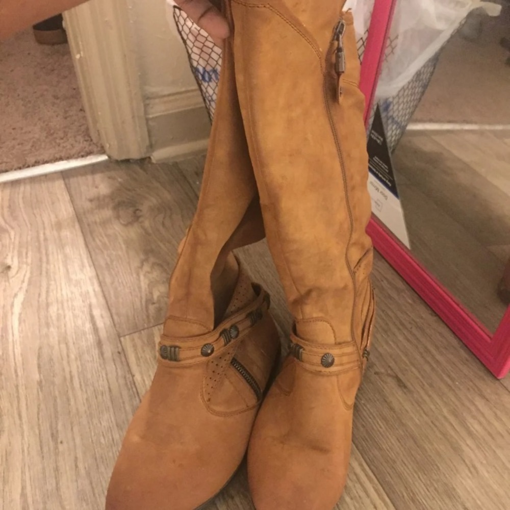 Boots